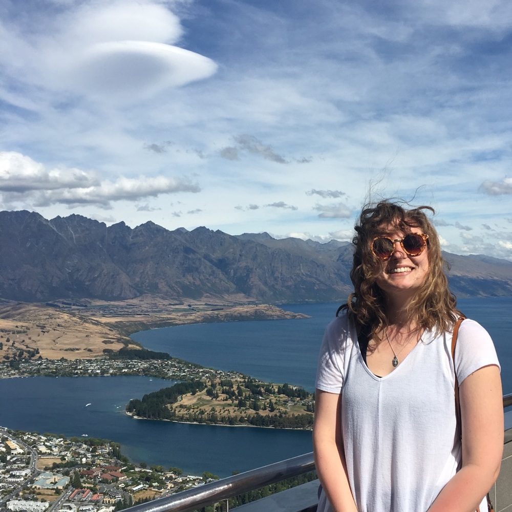 Meet your Posher, Brooke